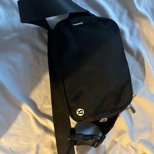 lululemon athletica Black Crossbody Bag 2L